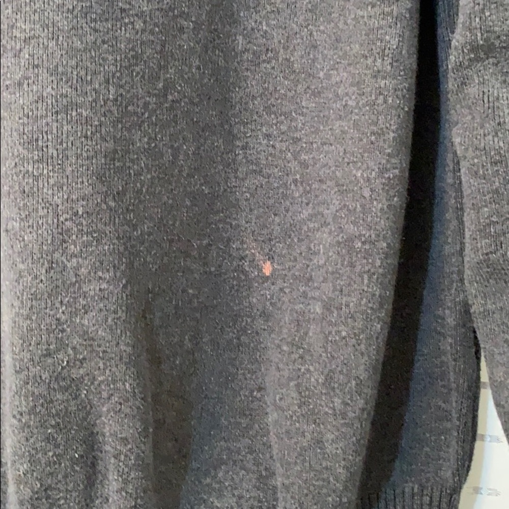 Tommy Hilfiger- Solid V-Neck Sweater EUC - Picture 3 of 5